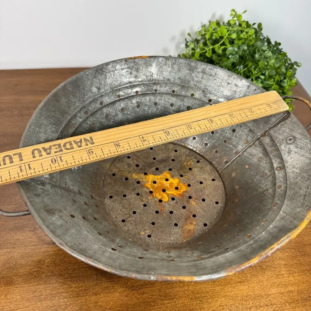 Vintage Primitive Galvanized Metal Footed Colander Strainer Wire Handles Rustic